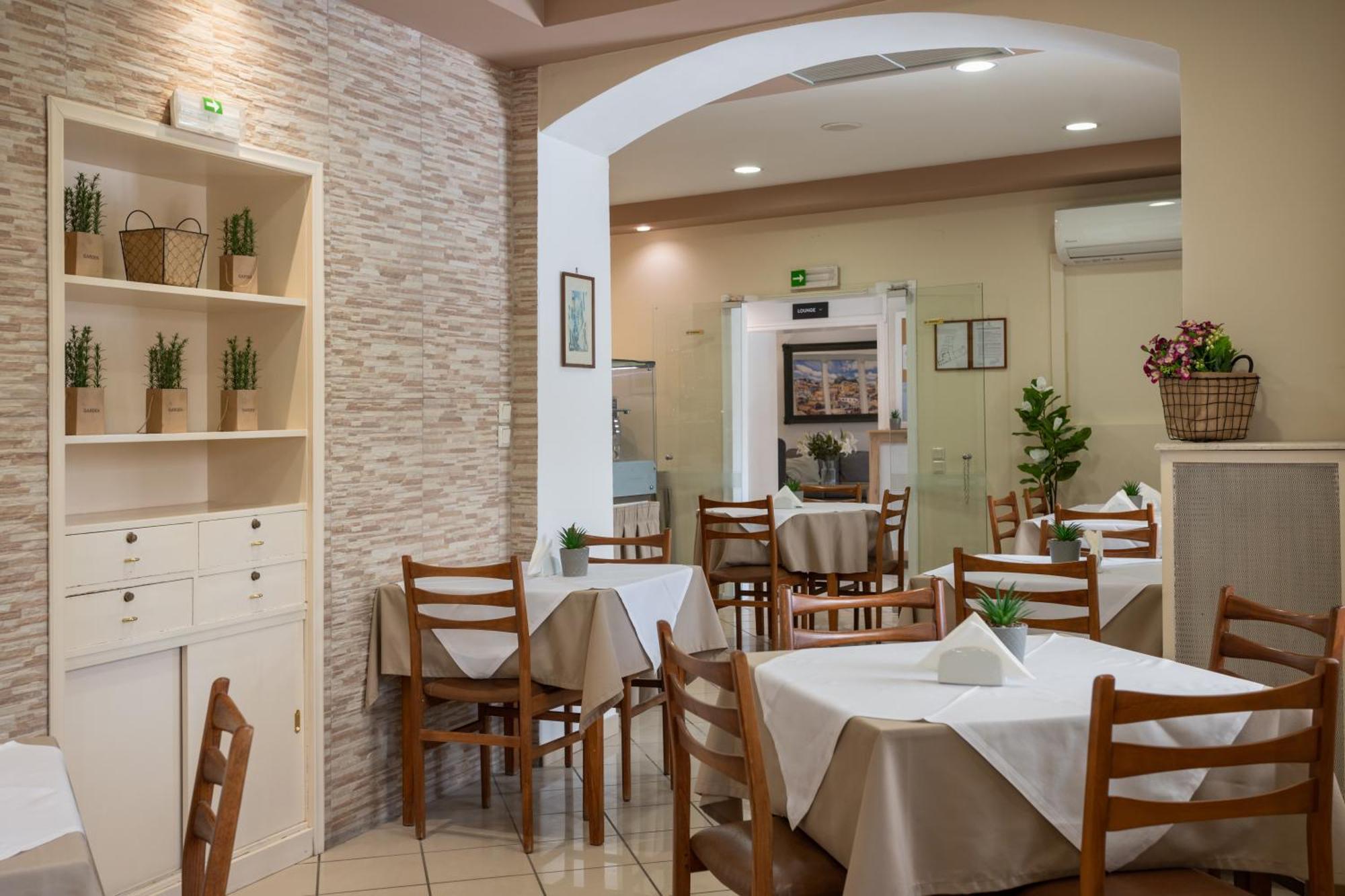 Corfu  Hotel Bretagne מראה חיצוני תמונה