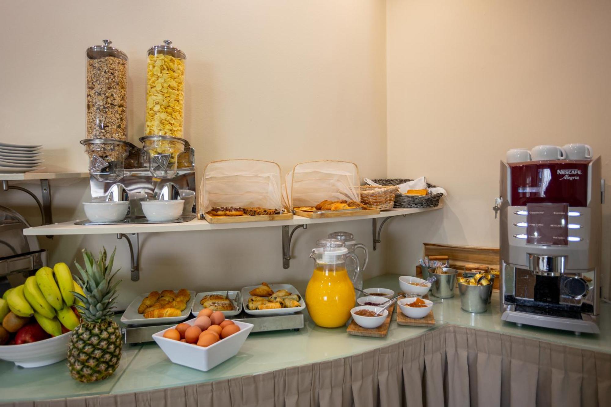 Corfu  Hotel Bretagne מראה חיצוני תמונה