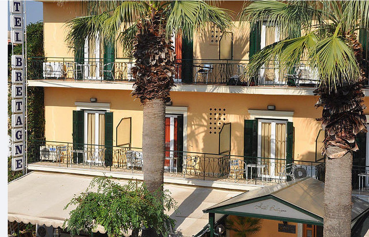 Corfu  Hotel Bretagne מראה חיצוני תמונה