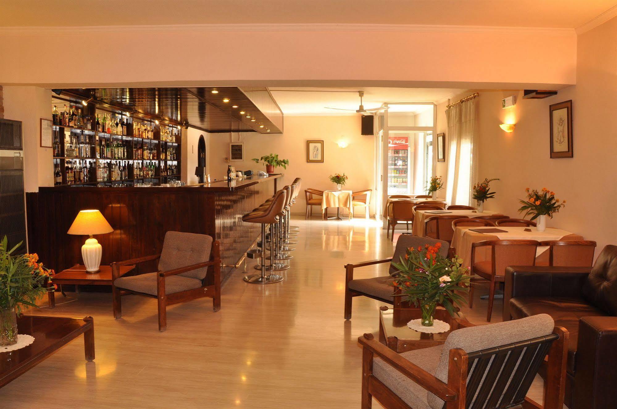 Corfu  Hotel Bretagne מראה חיצוני תמונה